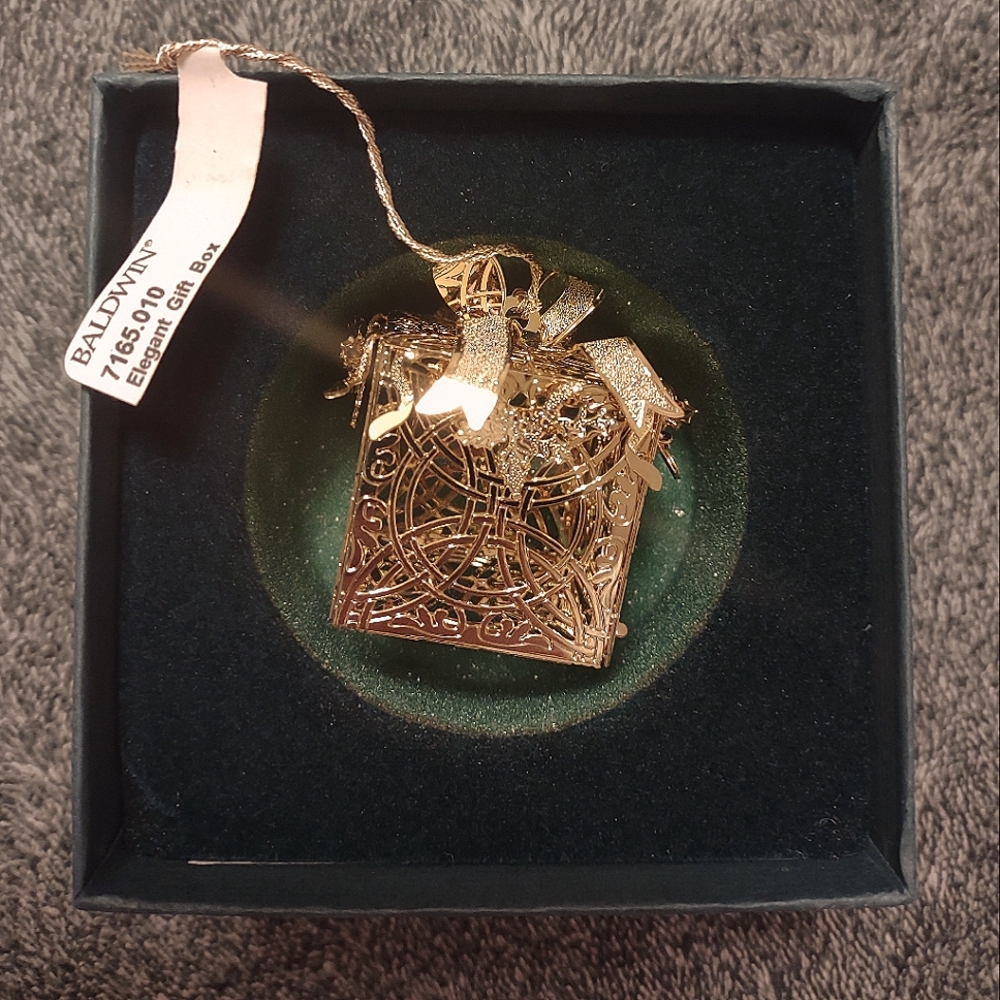 1998 Baldwin Brass Gold Gift Box Ornament Gold Plated Brass Vintage NIBWT